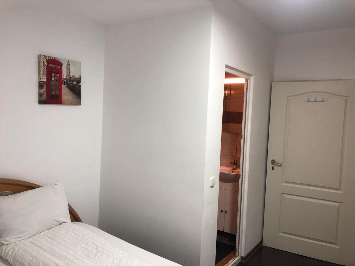 Casa Barza Apartment Orastie Bagian luar foto