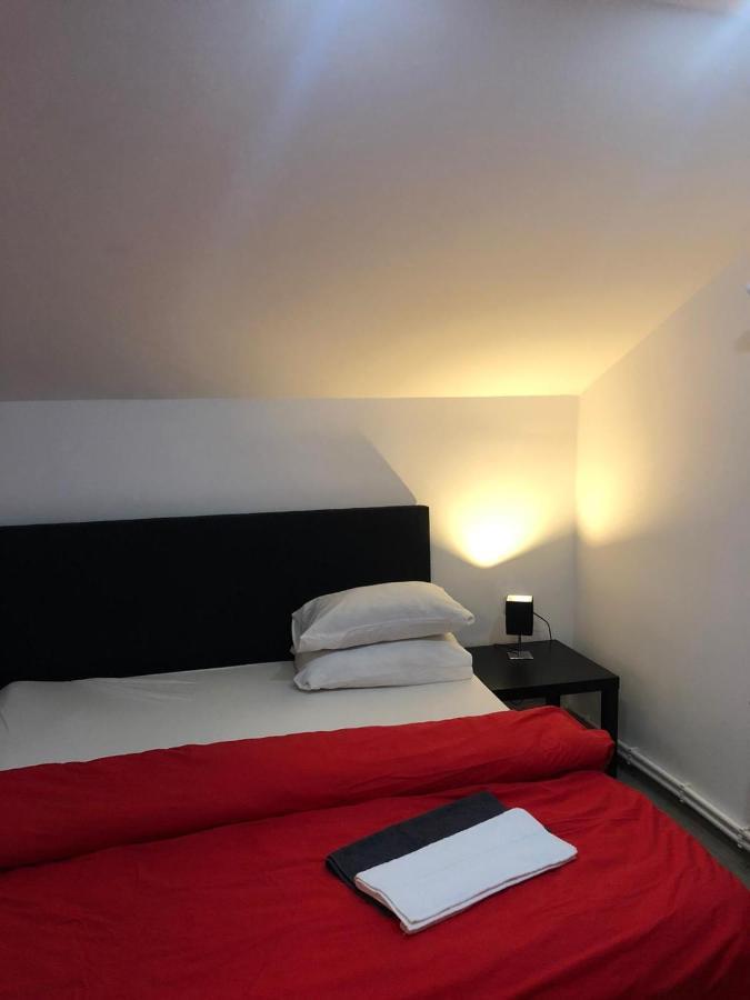 Casa Barza Apartment Orastie Bagian luar foto